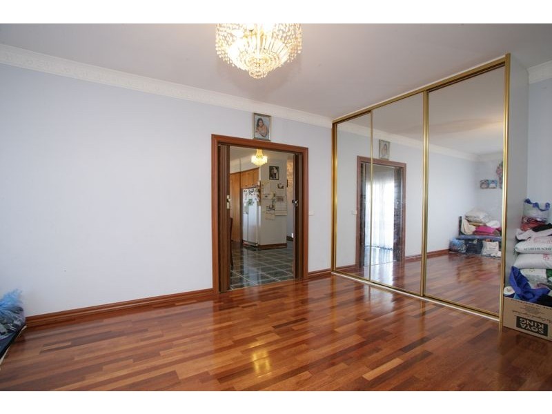 6 Bindi Close, Hallam VIC 3803