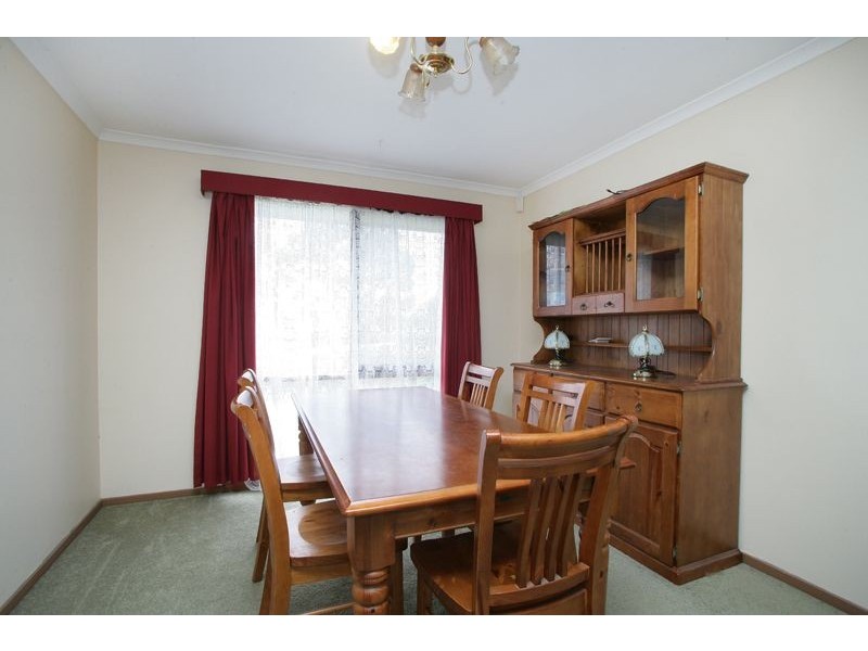 4 Kylie Court, Hampton Park VIC 3976