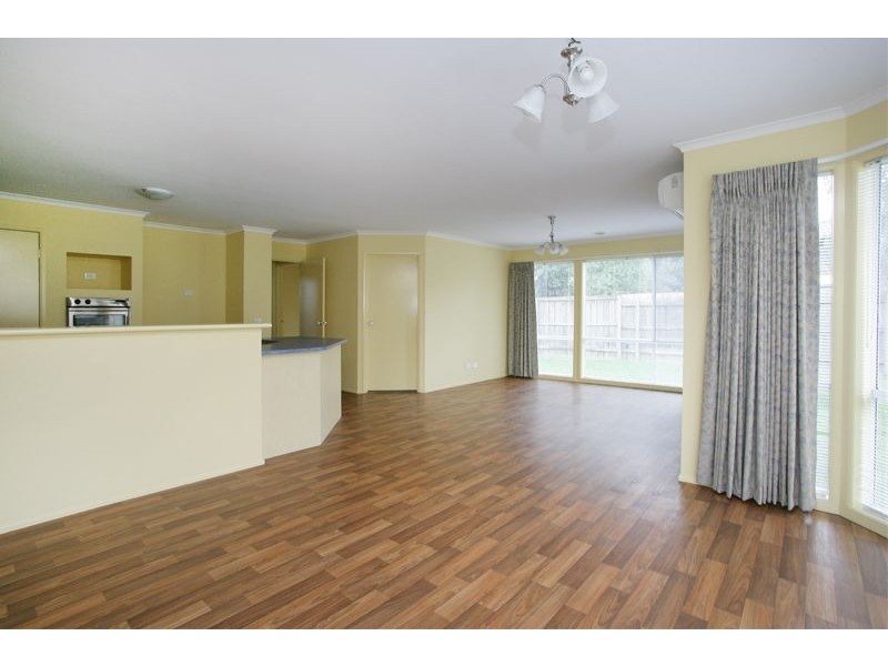 29 May Gibbs Crescent, Lynbrook VIC 3975