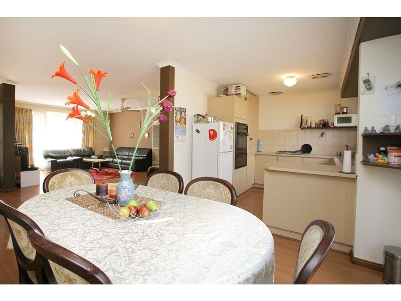 16 Hazeldean Court, Hampton Park VIC 3976