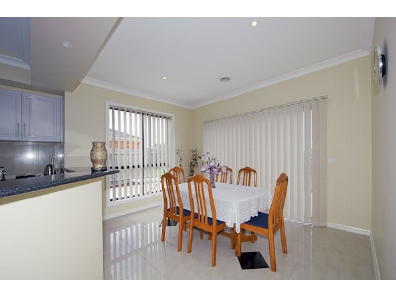 5 Lockwood Rise, Lynbrook VIC 3975