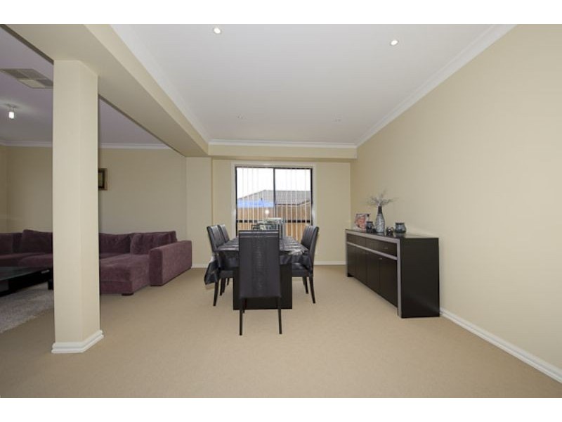 5 Lockwood Rise, Lynbrook VIC 3975