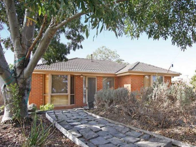 47 Michelle Drive, Hampton Park VIC 3976