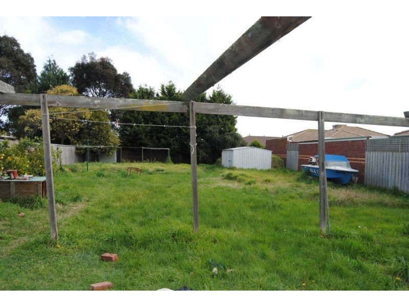 60 Millswyn Avenue, Hampton Park VIC 3976