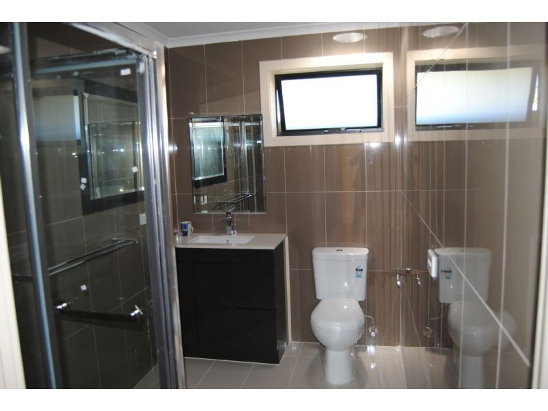 1/32 Wren Street, Hampton Park VIC 3976