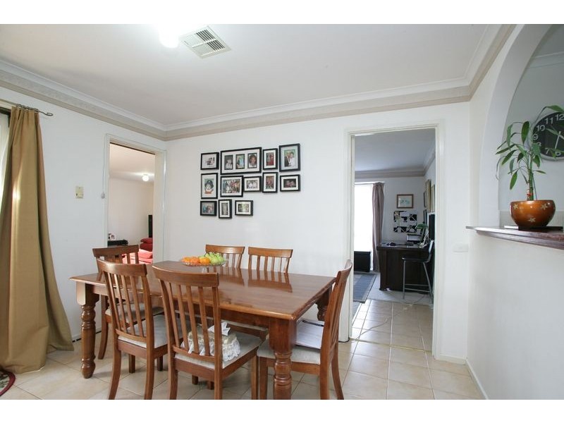 13 Sarah Place, Hampton Park VIC 3976