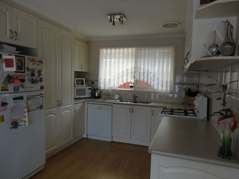 29 Kerrison Drive, Hampton Park VIC 3976