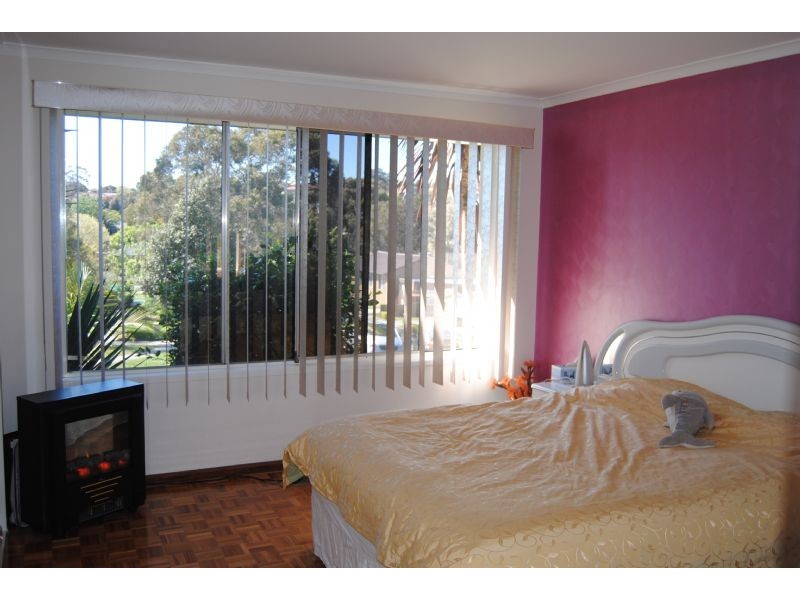 4 Albany Court, Endeavour Hills VIC 3802