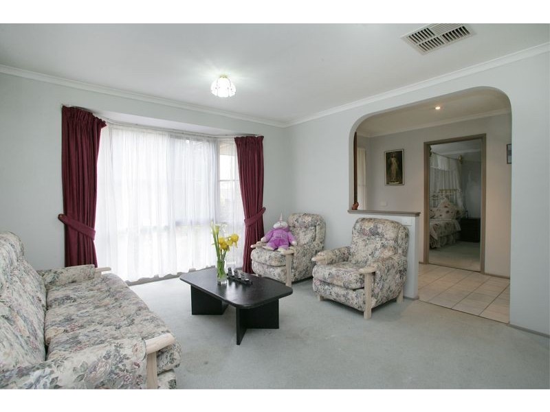 59 Justin Circuit, Hampton Park VIC 3976