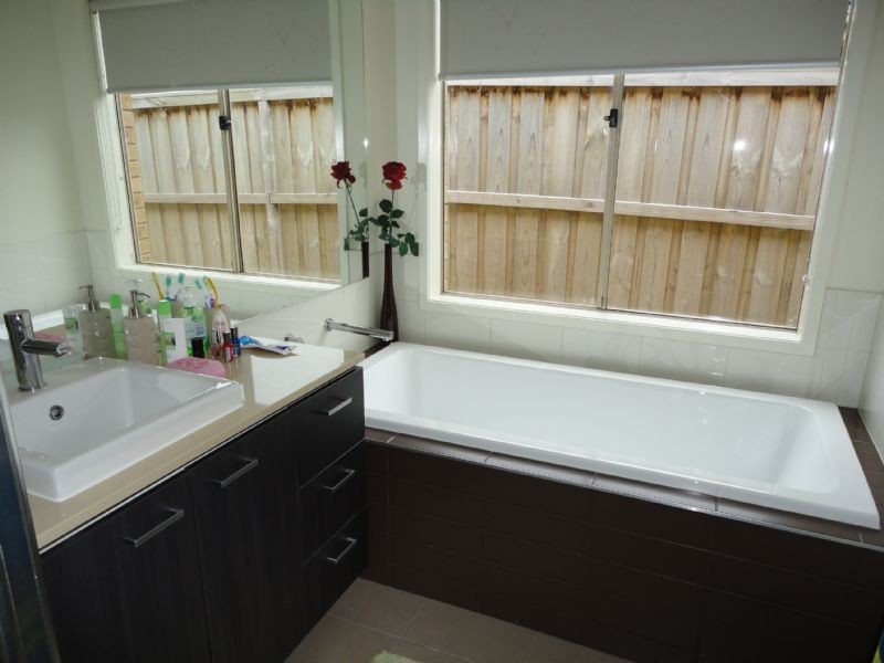 5 Beechwood Drive, Lyndhurst VIC 3975