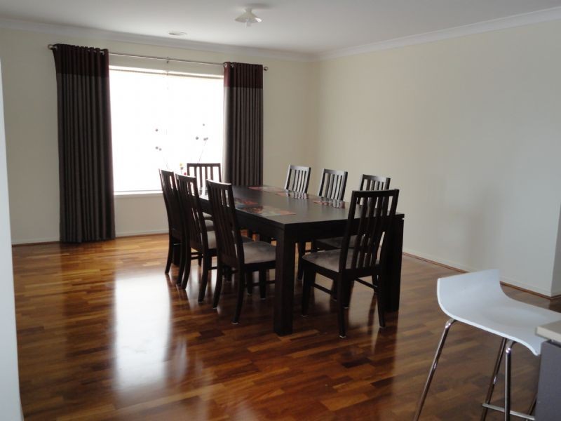 5 Beechwood Drive, Lyndhurst VIC 3975