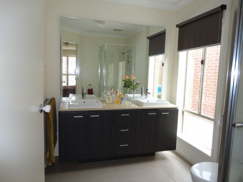 5 Beechwood Drive, Lyndhurst VIC 3975