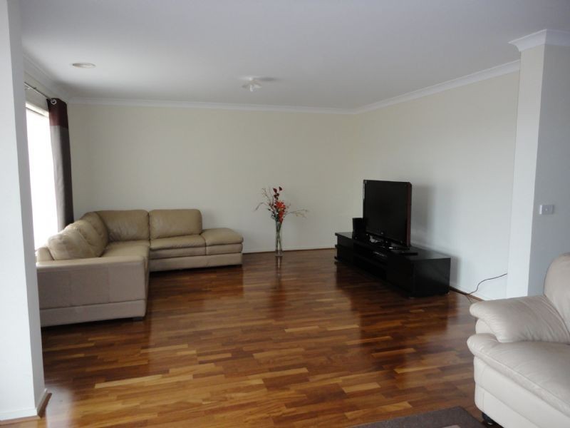 5 Beechwood Drive, Lyndhurst VIC 3975