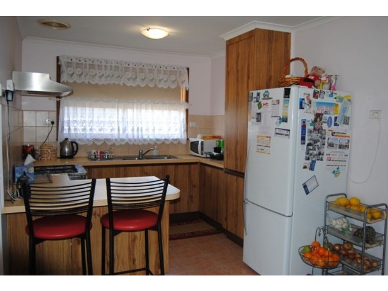 13 Hawking Avenue, Hampton Park VIC 3976