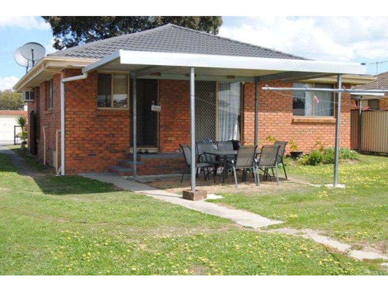 13 Hawking Avenue, Hampton Park VIC 3976