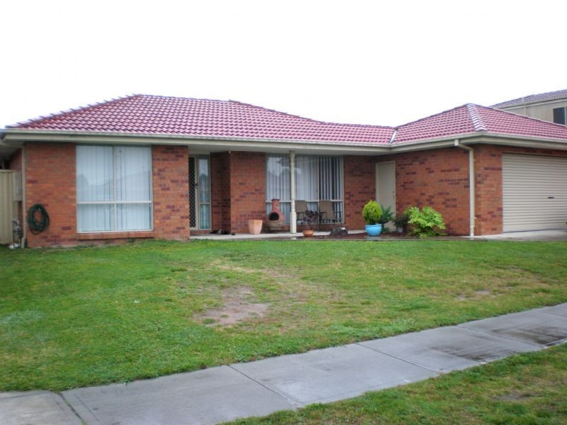 11 Sevilla Place, Hampton Park VIC 3976