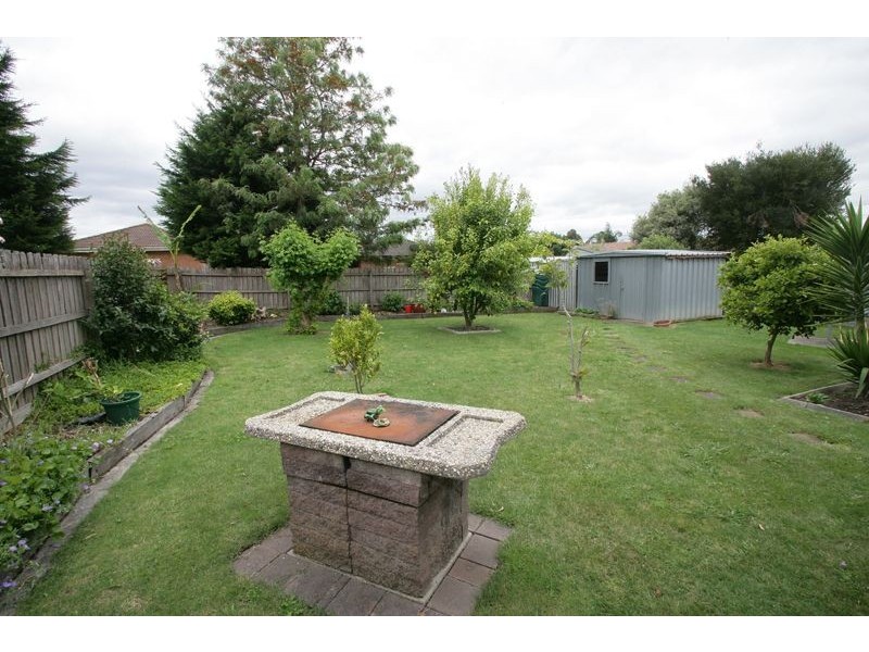 37 Eyebright Square, Hallam VIC 3803