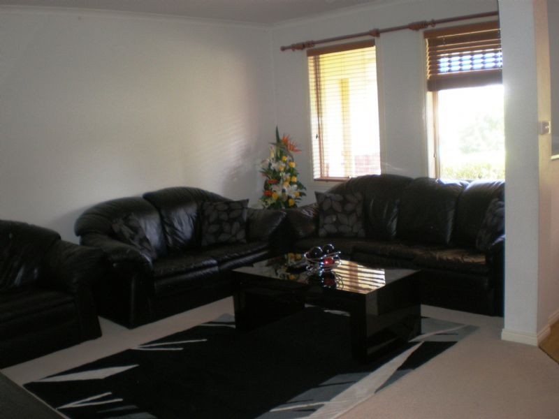 23 Grenfell Rise, Narre Warren South VIC 3805