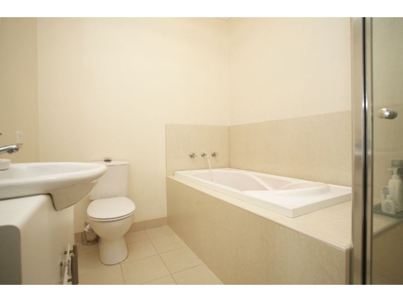 2/112 Cairns Road, Hampton Park VIC 3976