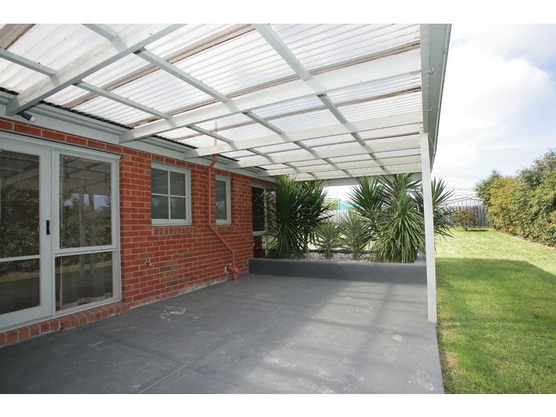 10 Huntington Drive, Hampton Park VIC 3976
