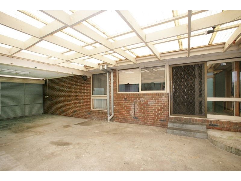 9 Dalvana Court, Hampton Park VIC 3976