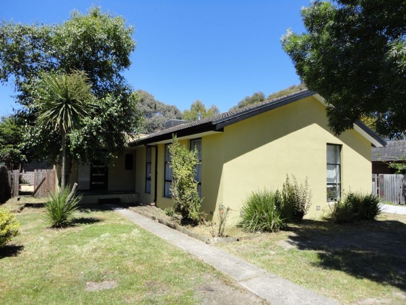 1/100 Pound Road, Hampton Park VIC 3976