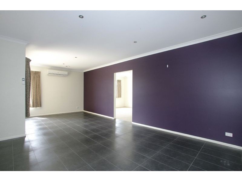 41 Ebony Street, Cranbourne VIC 3977