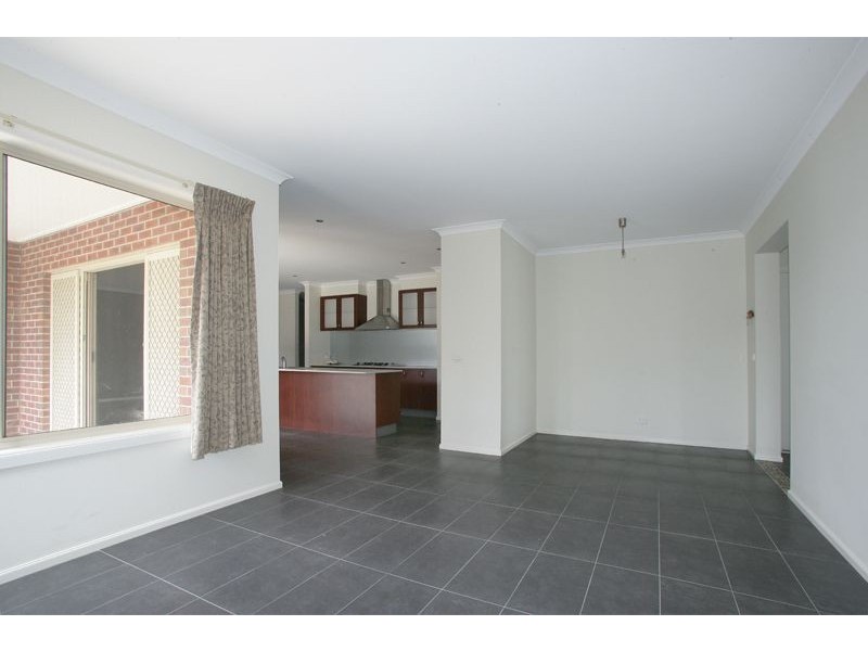 41 Ebony Street, Cranbourne VIC 3977
