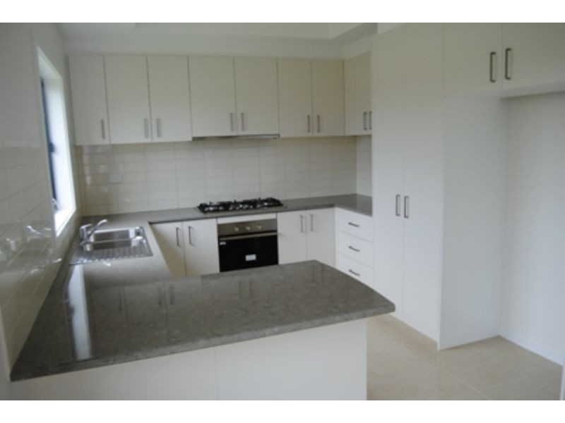 10 Georgetown Way, Officer VIC 3809