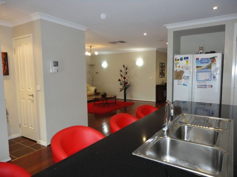 7 Castawellan Street, Lyndhurst VIC 3975