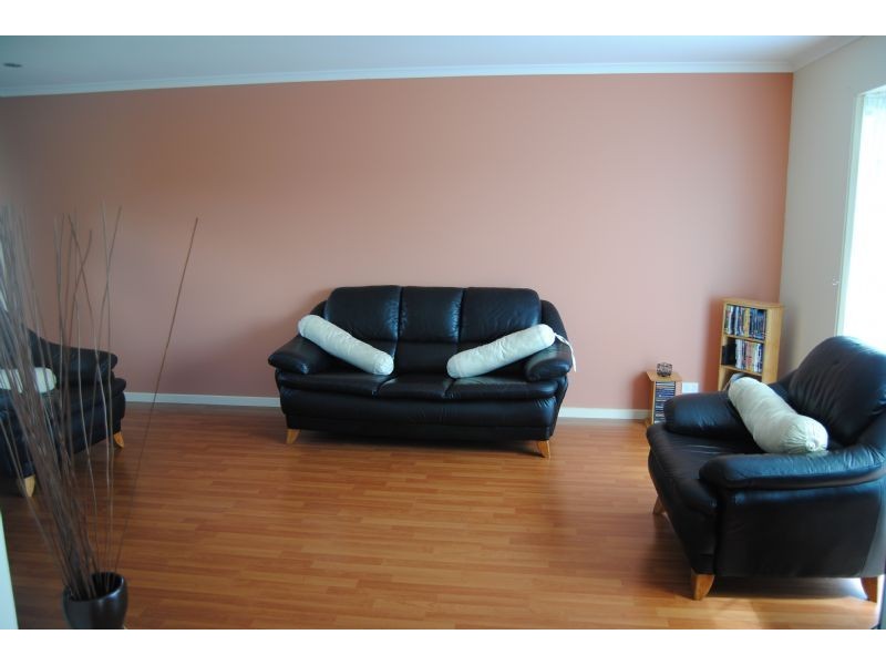 41 Narellan Drive, Hampton Park VIC 3976