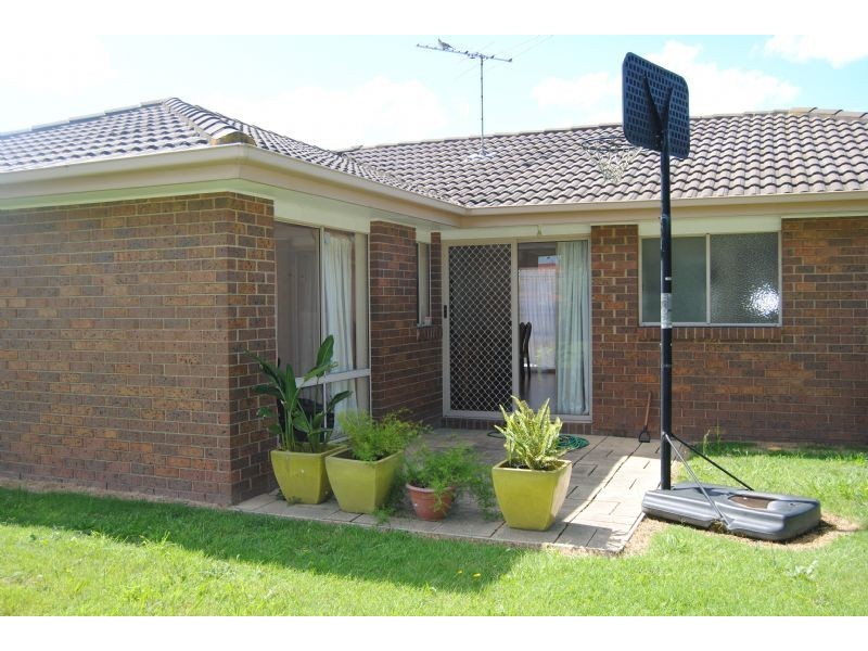41 Narellan Drive, Hampton Park VIC 3976
