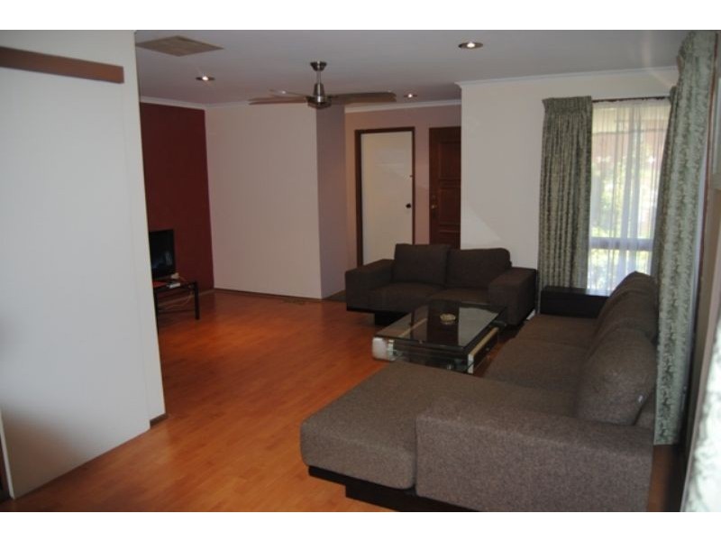 55 Huntington Drive, Hampton Park VIC 3976