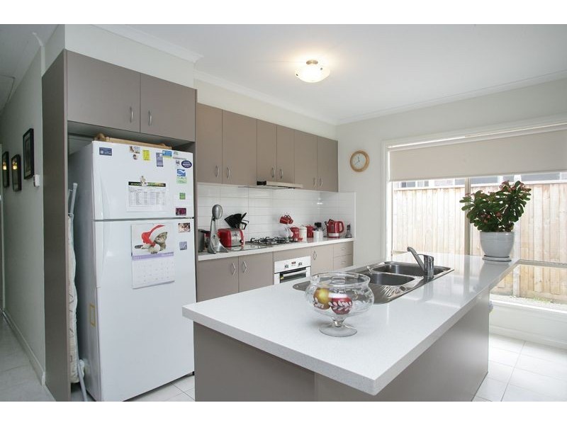 40 Silverwattle Drive, Lyndhurst VIC 3975