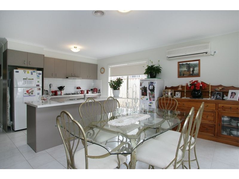 40 Silverwattle Drive, Lyndhurst VIC 3975