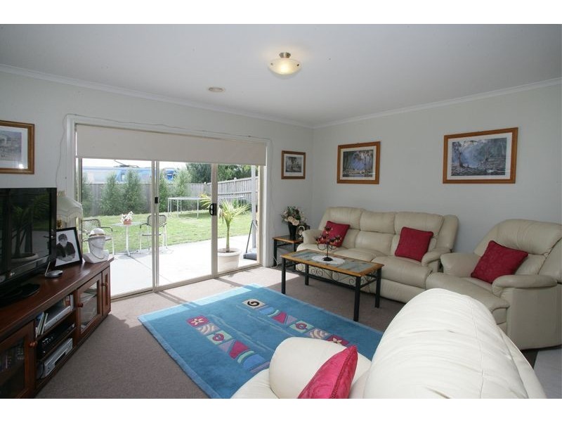 40 Silverwattle Drive, Lyndhurst VIC 3975