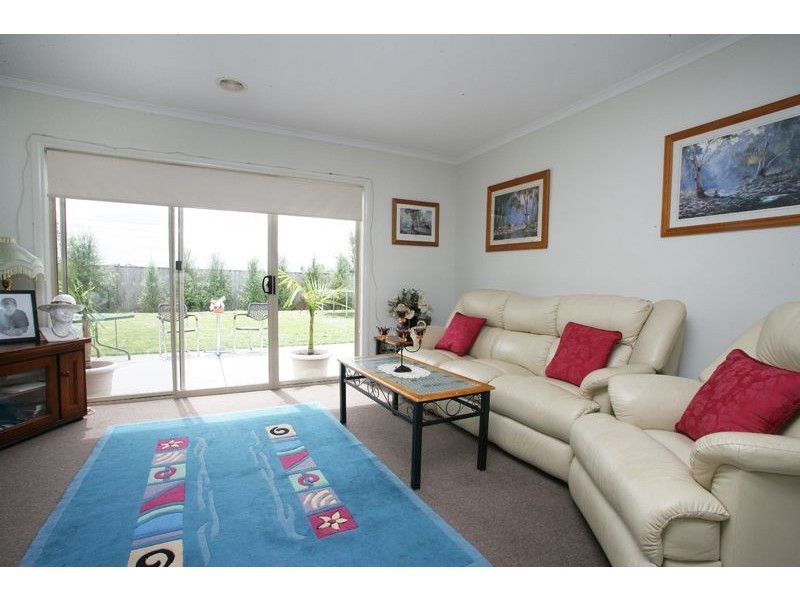 40 Silverwattle Drive, Lyndhurst VIC 3975