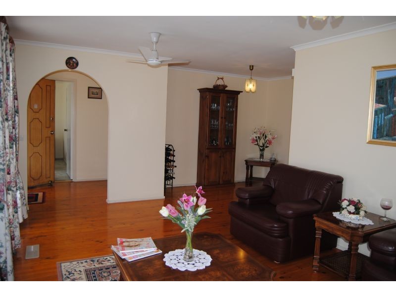 10 Millswyn Avenue, Hampton Park VIC 3976