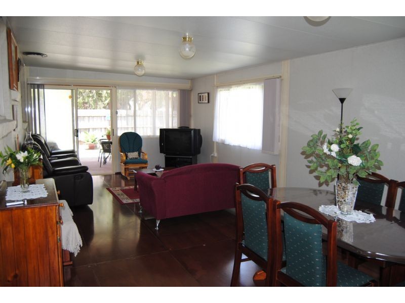 10 Millswyn Avenue, Hampton Park VIC 3976