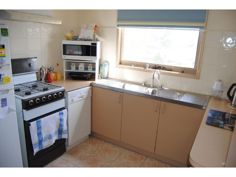 1 Darling Court, Hampton Park VIC 3976