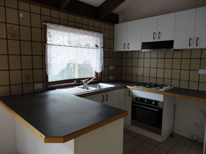 2 Cotham Square, Hampton Park VIC 3976