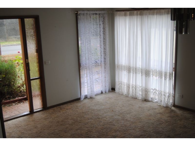 1/44 Robjant Street, Hampton Park VIC 3976