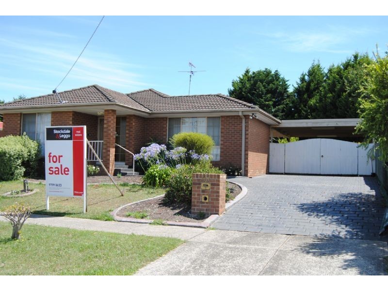 48 Strong Drive, Hampton Park VIC 3976