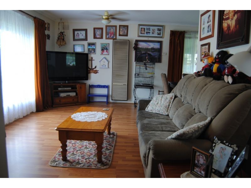 19 Millswyn Avenue, Hampton Park VIC 3976