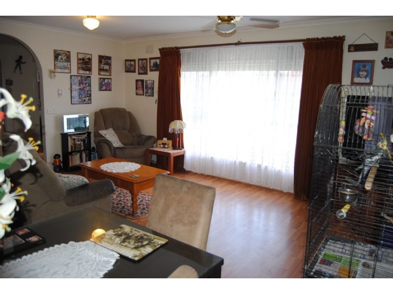 19 Millswyn Avenue, Hampton Park VIC 3976