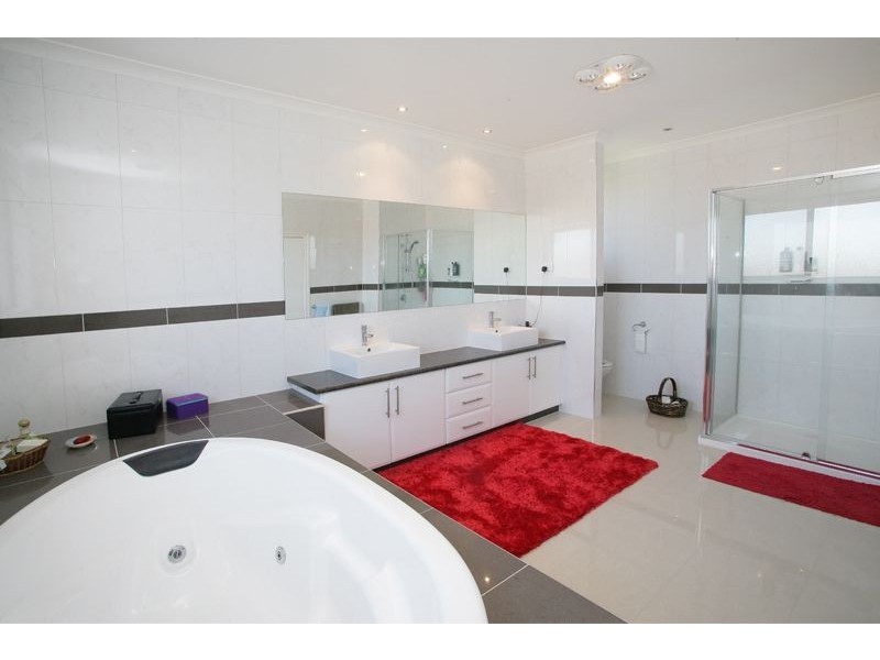 19 Sigvard Boulevard, Hallam VIC 3803