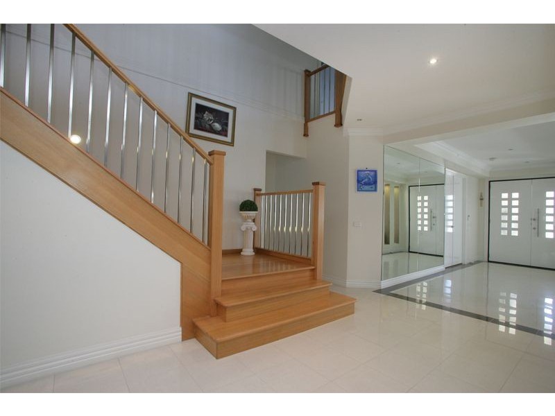 19 Sigvard Boulevard, Hallam VIC 3803