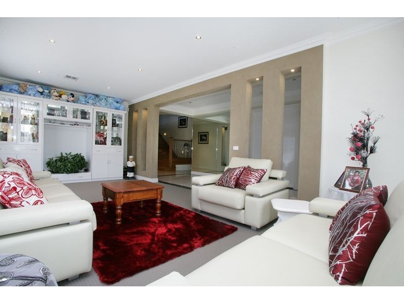 19 Sigvard Boulevard, Hallam VIC 3803