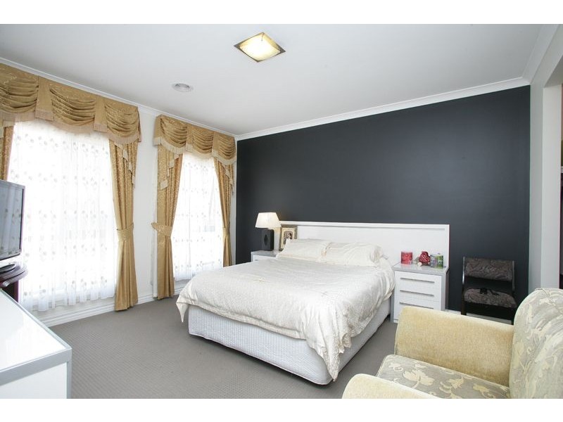 19 Sigvard Boulevard, Hallam VIC 3803