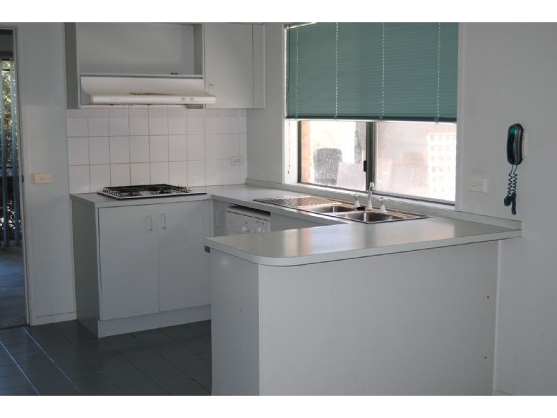 2 Lighthorse Crescent, Narre Warren South VIC 3805